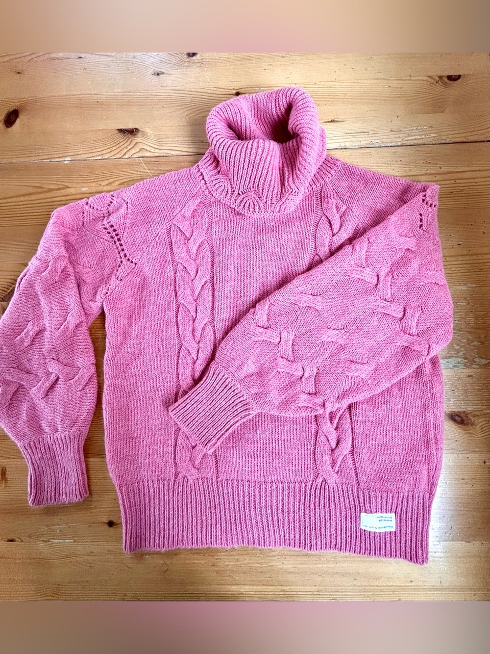 🩷 NWT Odd Molly sweater, size small.